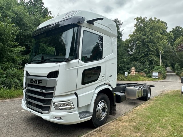 DAF-XD-1-1.jpg