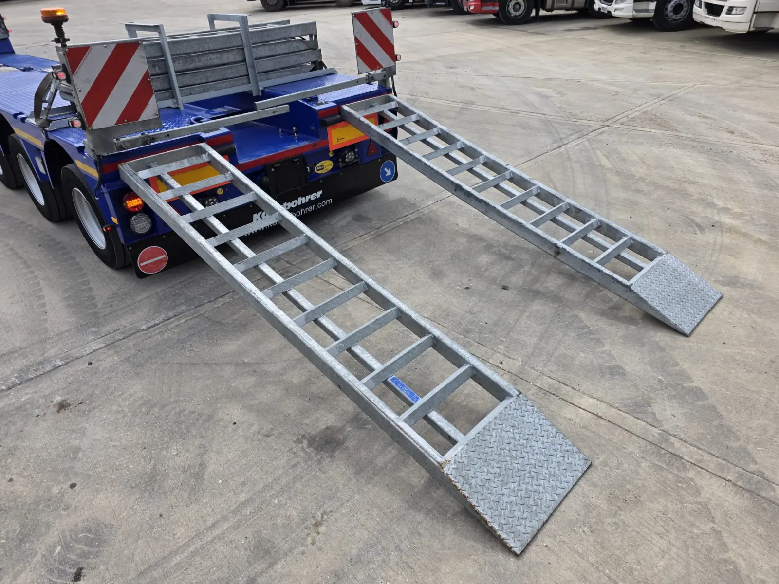 ff-c2c7e89d9339cfa3eec62868c6633ff4-ff-WhatsApp-Image-2026-04-24-at-08.05.49-2