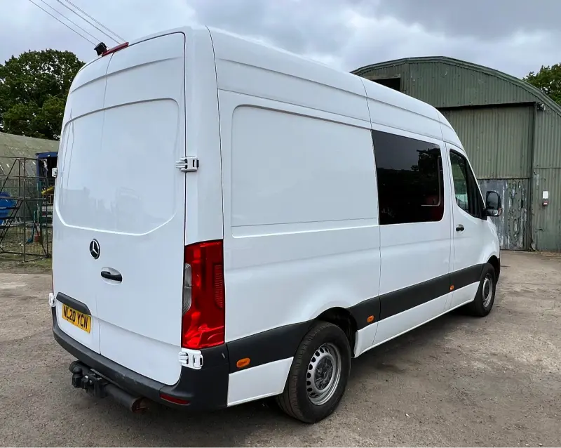 Mercedez-Benz Van for sale (10)